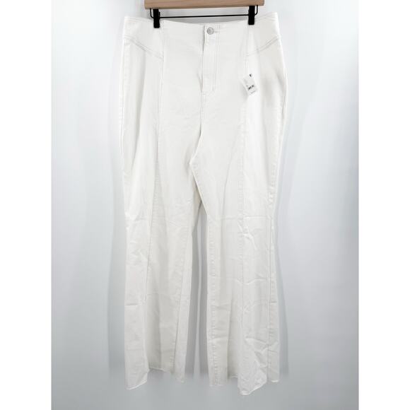 WE THE FREE x FREE PEOPLE Curvy Jeans Size 35 NWT White Denim Plus Curvy Raw Hem - Picture 16 of 16